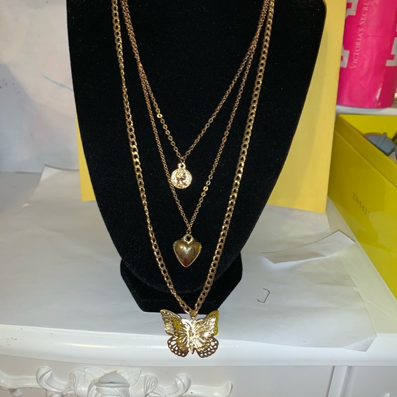 3 layer Butterfly Necklace - Picture 3 of 7